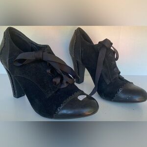 Black Booties by Gianni Bini